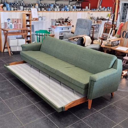 Bäddsoffa 1968 "Renoveringsuppdrag"