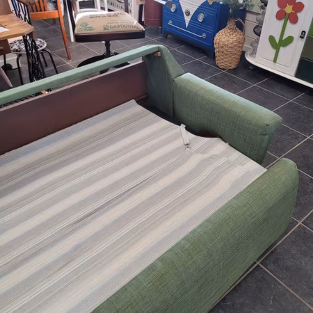 Bäddsoffa 1968 "Renoveringsuppdrag"