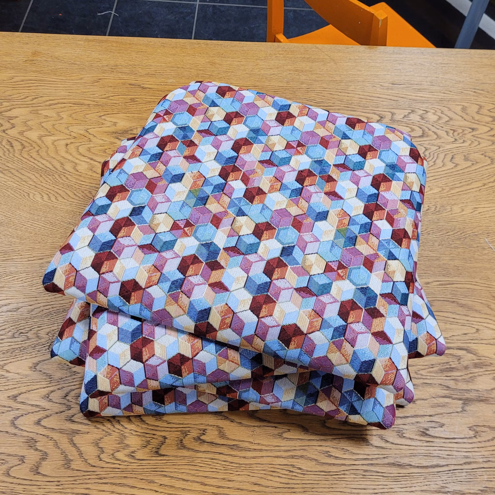 Stolsdynor "Renoveringsuppdrag"