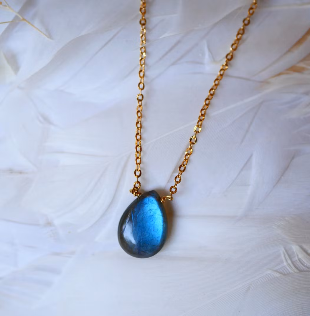 Nora Halsband Labradorit