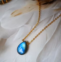 Nora Halsband Labradorit