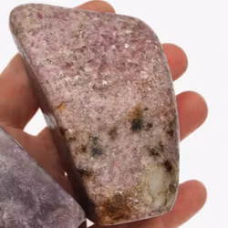 Lepidolit med Kvarts & Klorit