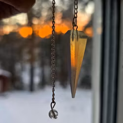 Polerad Pendel Opalit