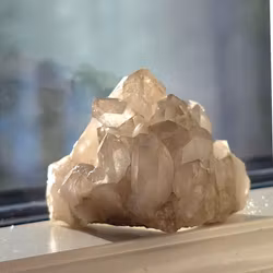 Ljusare Rökkvarts Bergkristall Kluster 60 gram