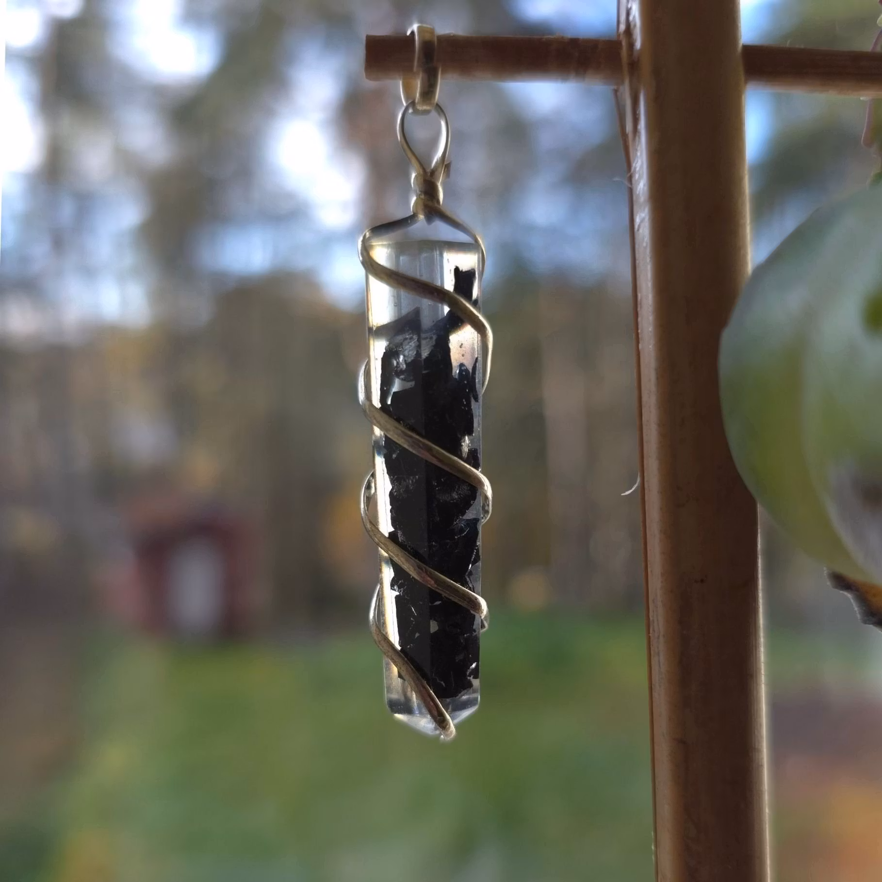 Hänge Shungit Med Stenar