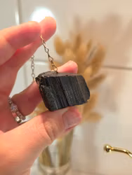 Rå Svart Turmalin Pendel nr 1