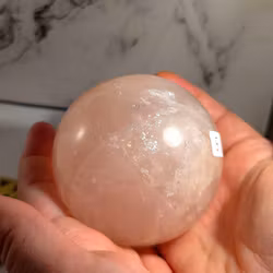 Klot Av Rosenkvarts 532 gram