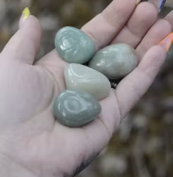 Grön Aventurin Trumlad 2-3 cm