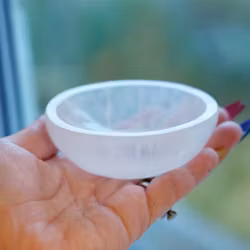 Vit Selenit Skål Rund