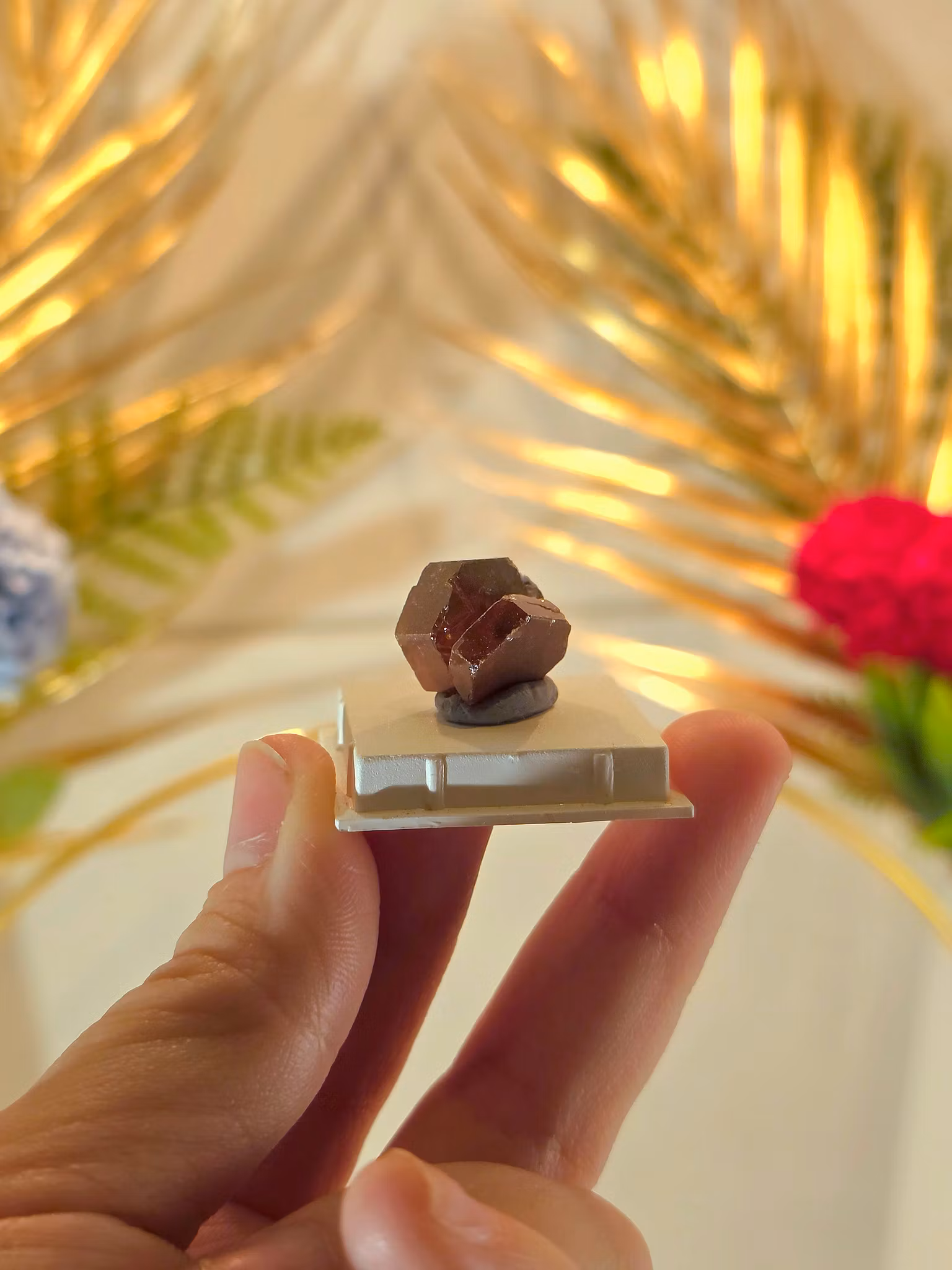 Rå Vanadinit På Display Tumbnail