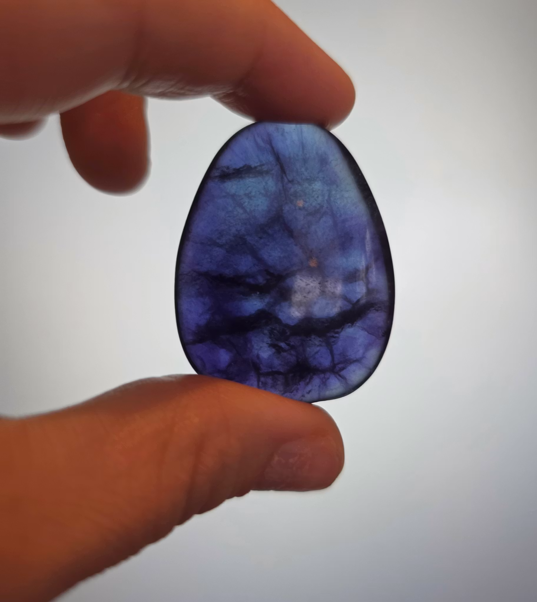 Regnbågsfluorit Handsten