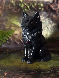 Fenrir Svart Varg Med Röd Granat