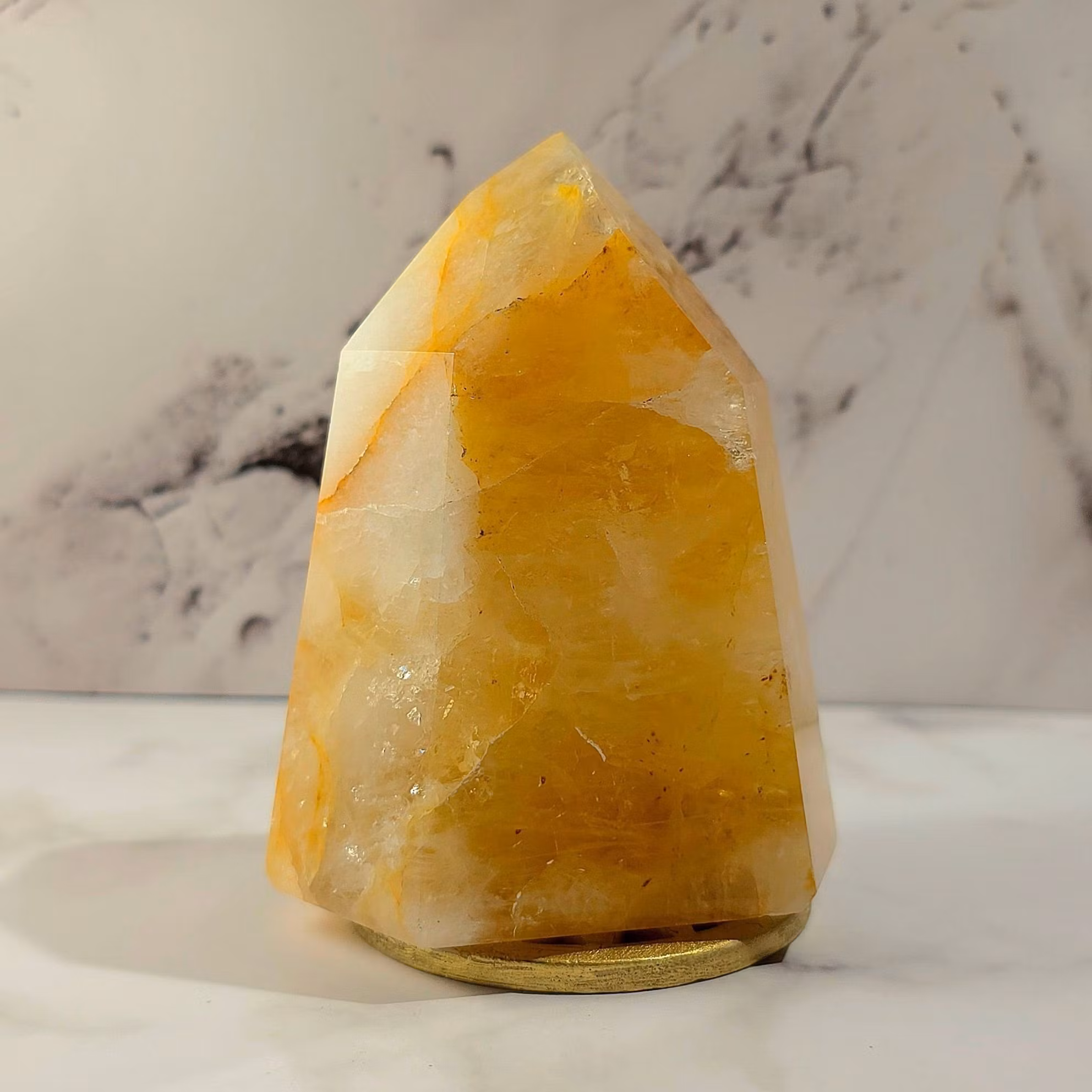 En kraftfull och gyllene Golden Healer spets med hög kvalitét med varm och solig energi