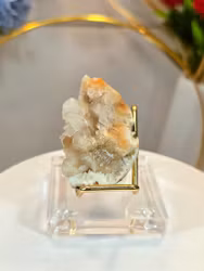 Heulandit med zeolitmineral runt kanter, ev scolecit