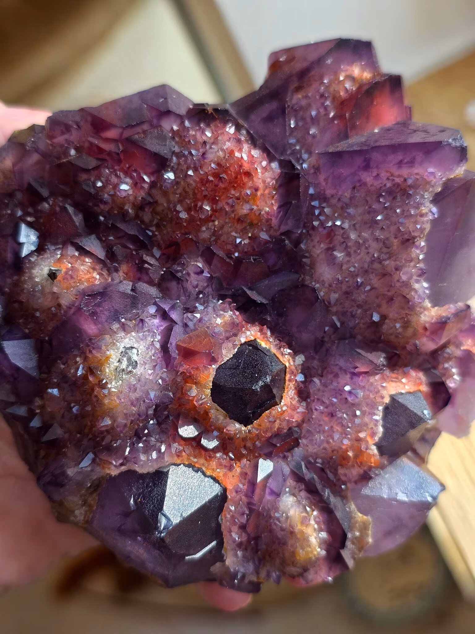 Stor Sällsynt Alien Ametist Phantom 642 gram