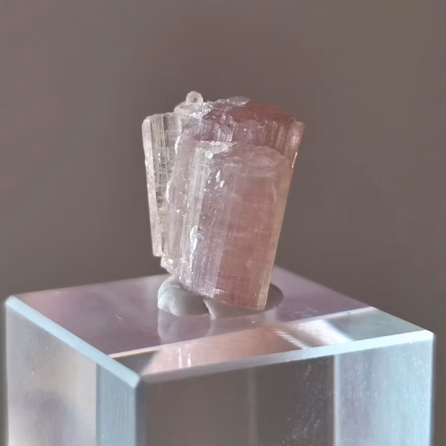 Rosa Turmalin Kluster Från Kunar 8,33 ct