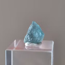 Blå Ljus Apatit, 3,95 ct Från Madagaskar