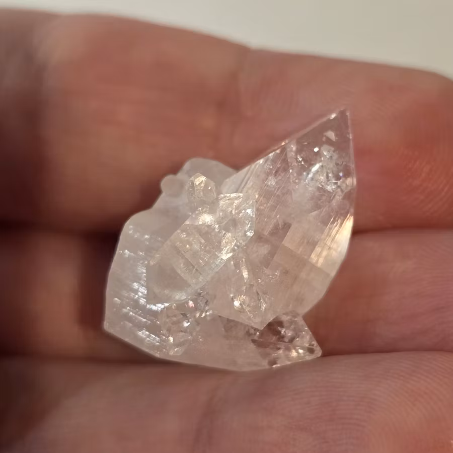 Diamantklar Apofyllit Dubbelterminerad