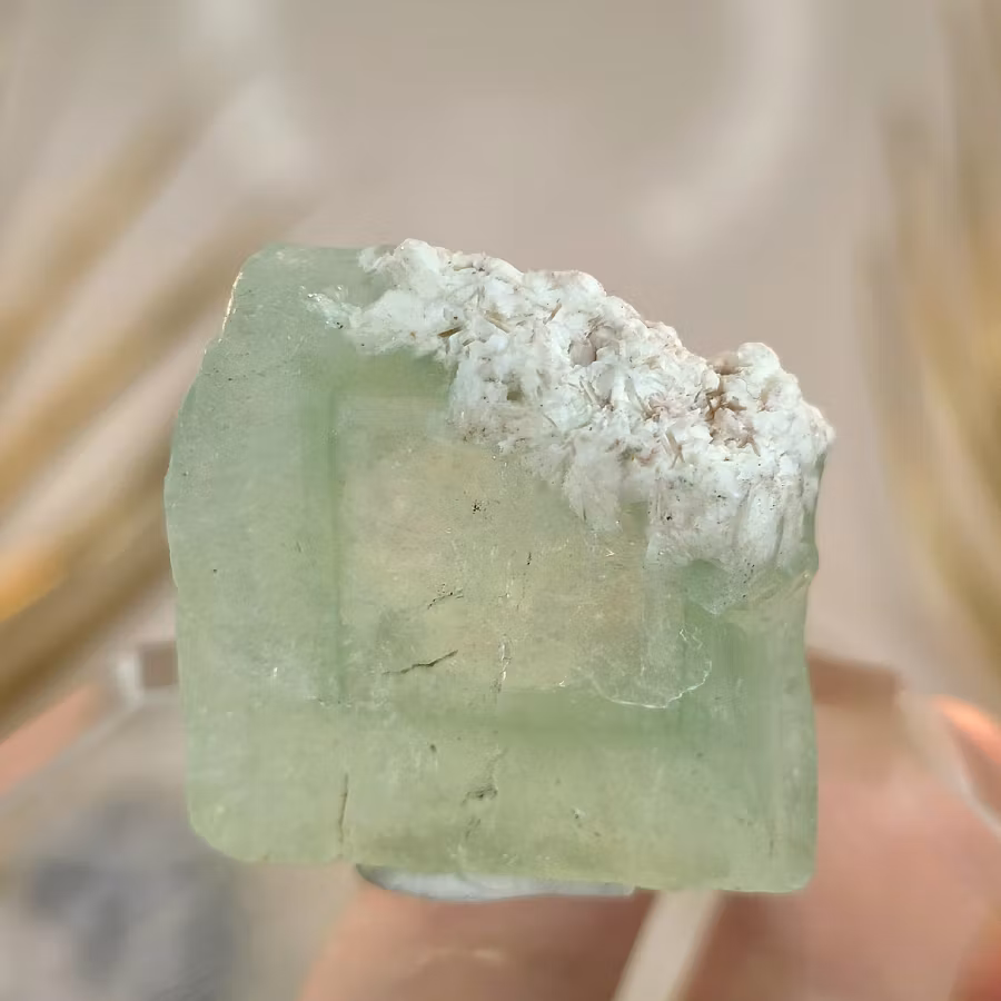 Apofyllit Kub Med Fantom