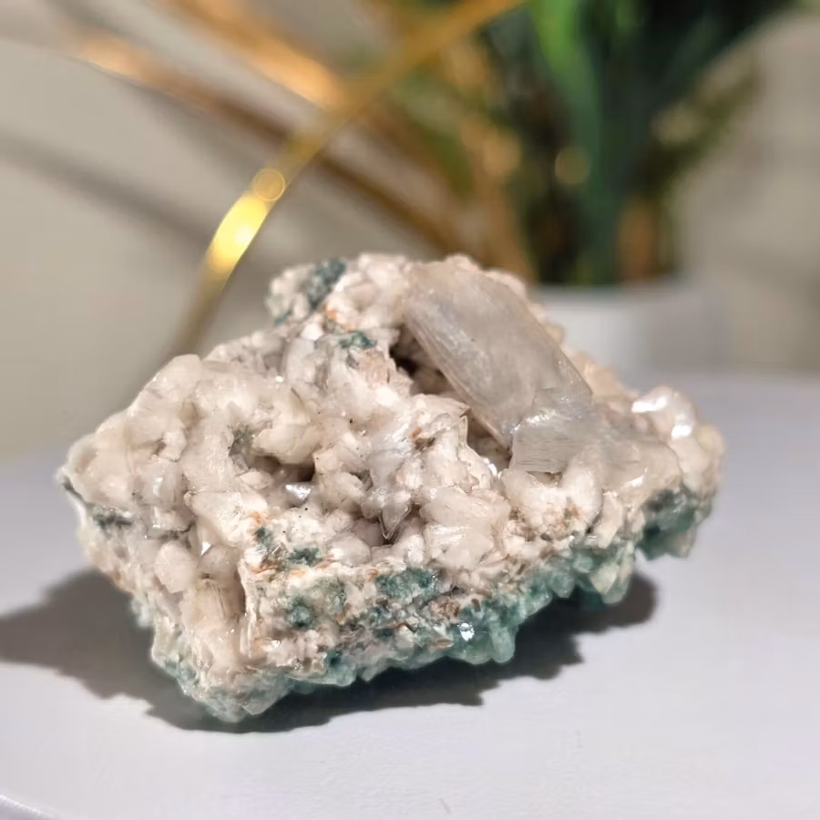 Grön Heulandit Zeolit Med Kalcit Från Indien