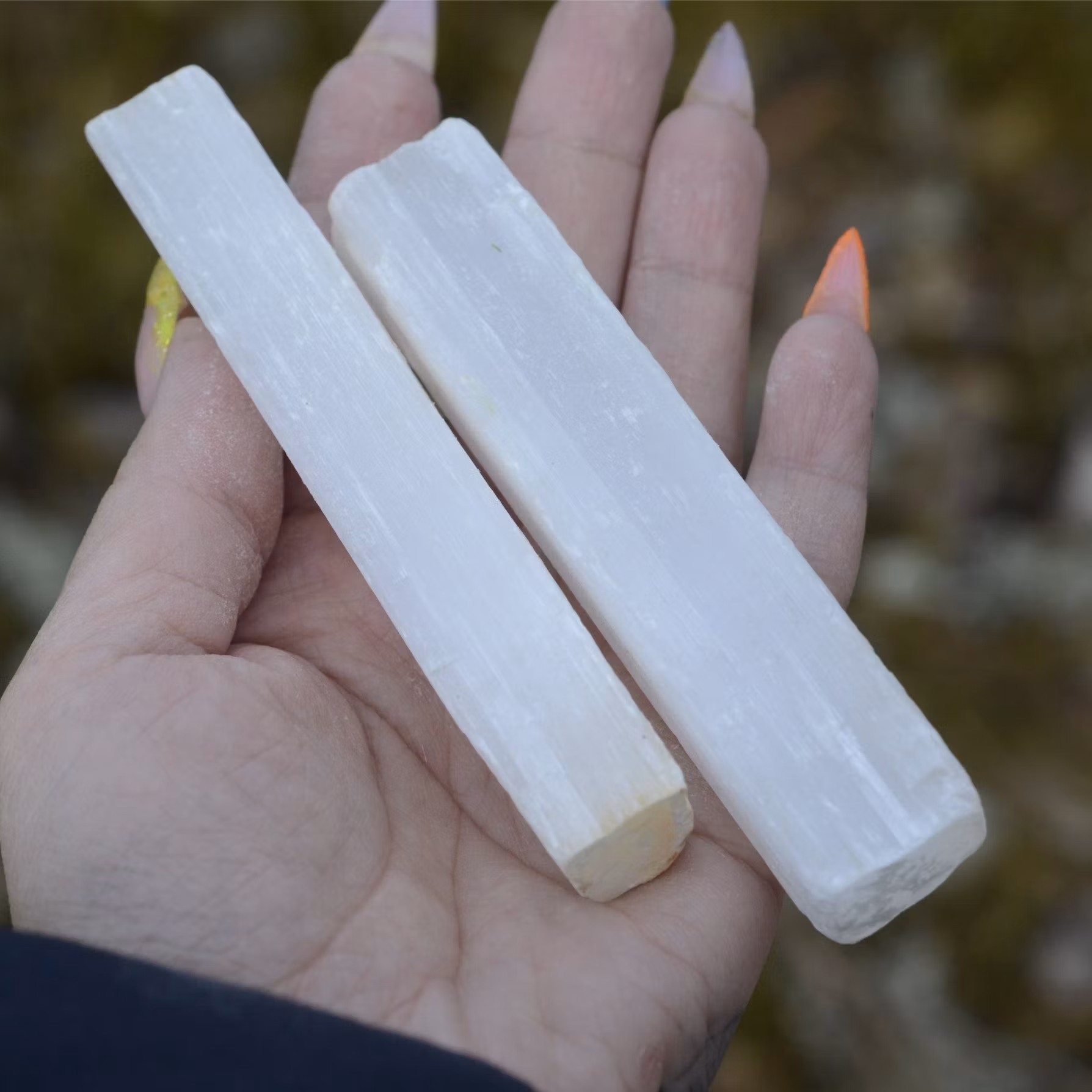 Vit Selenit, rå stav ca 10 cm