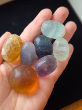 Fluorit Cuddle Stone 25-40 mm