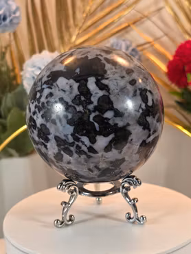 Klot Av Mystic Merlinite 962 gram