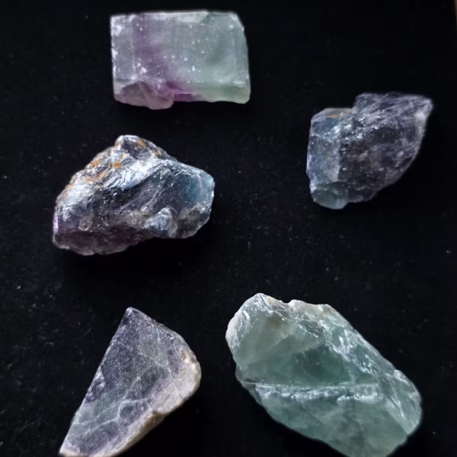 Rå Regnbågsfluorit