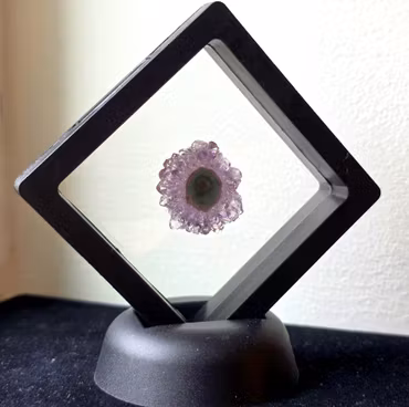 Ametist Stalaktit I Display