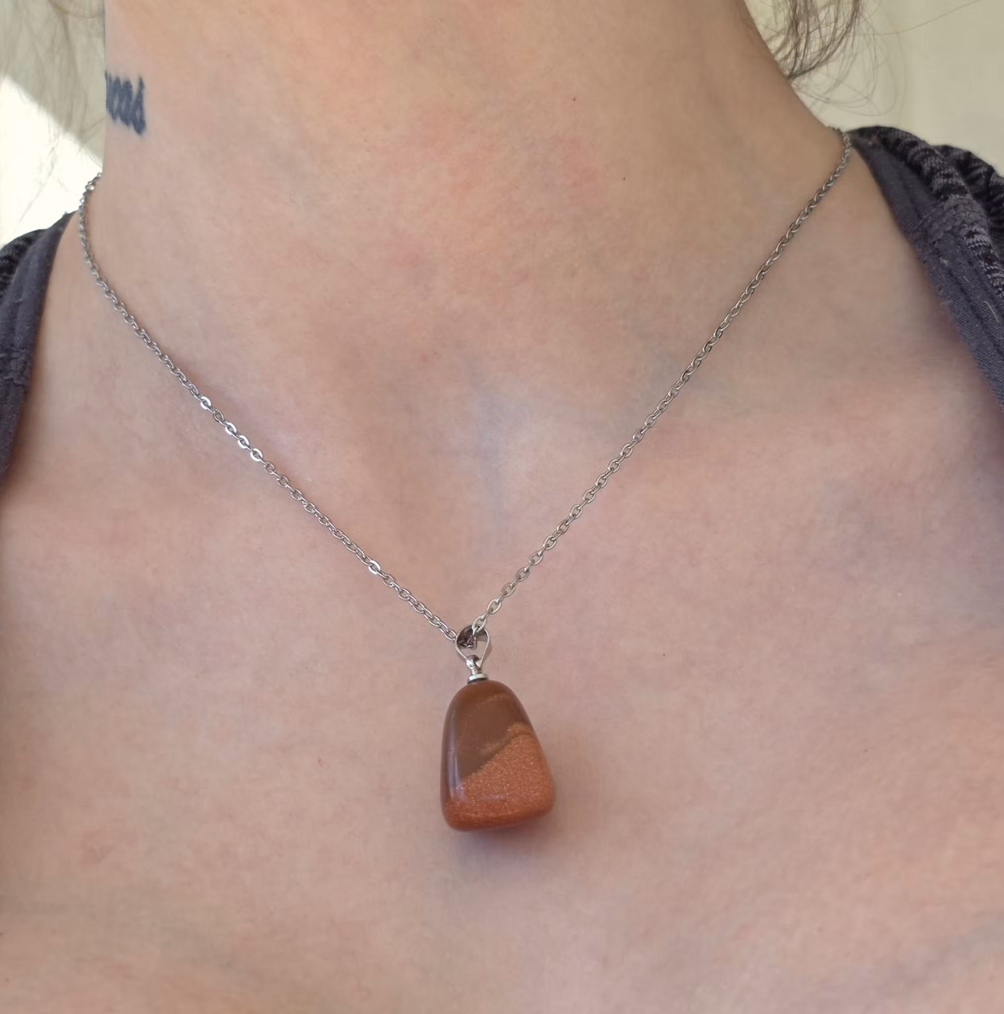 Sandsten ”Goldstone” Hänge