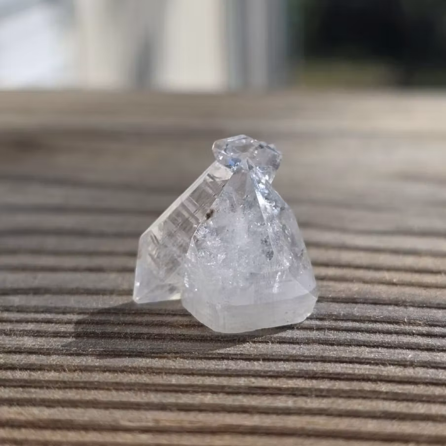 Diamantklar Apofyllit Dubbelterminerad