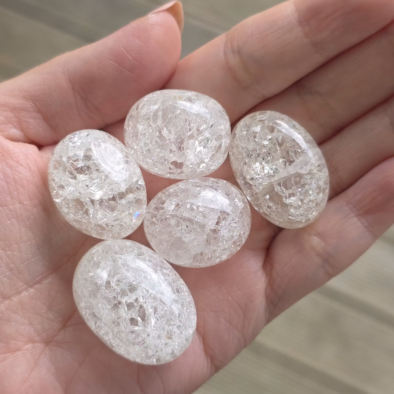 Trumlad Fire & Ice Kvarts (Krackelerad Bergkristall)