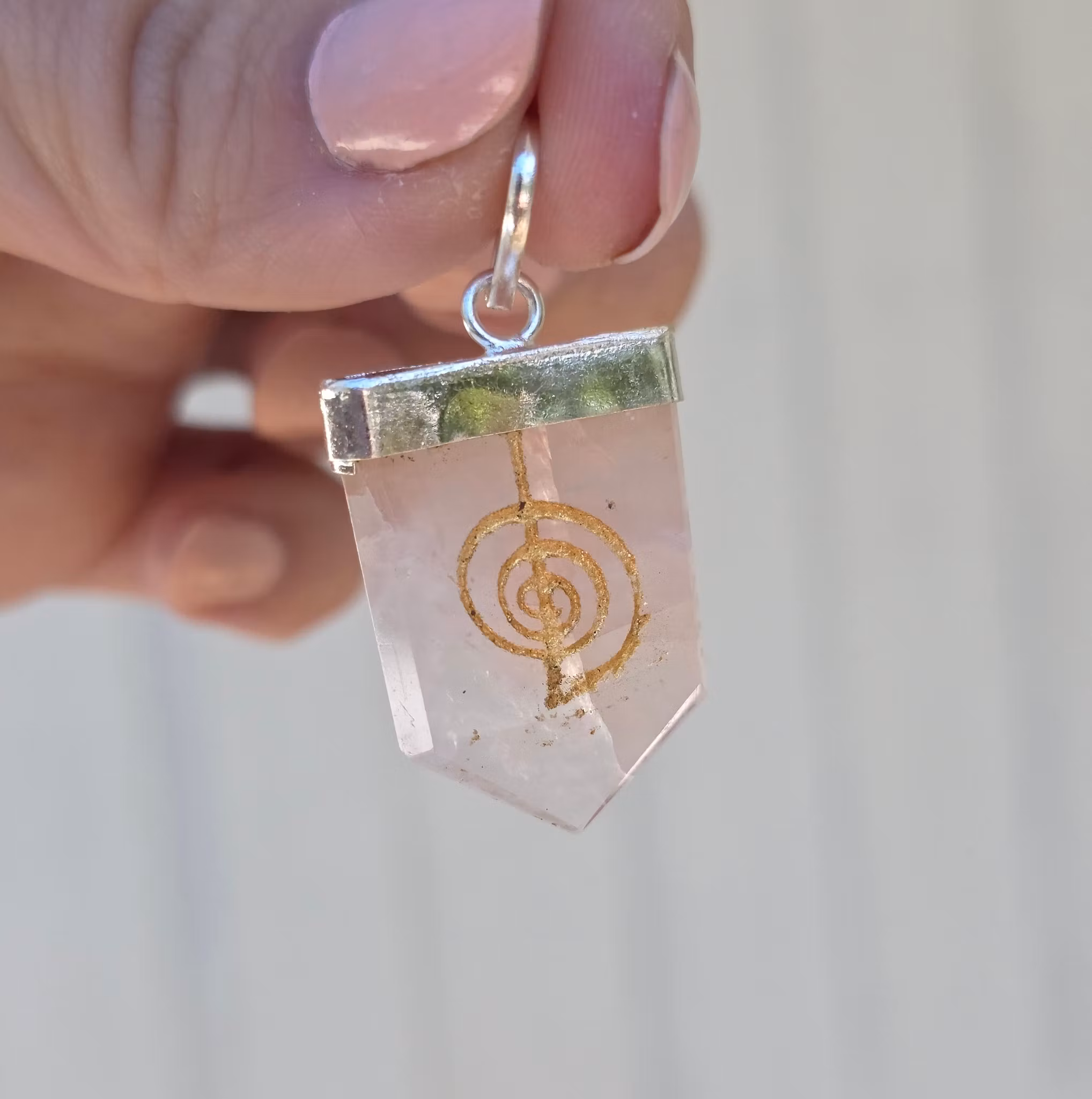 Hänge Cho Ku Rei Reiki Symbol Rosenkvarts