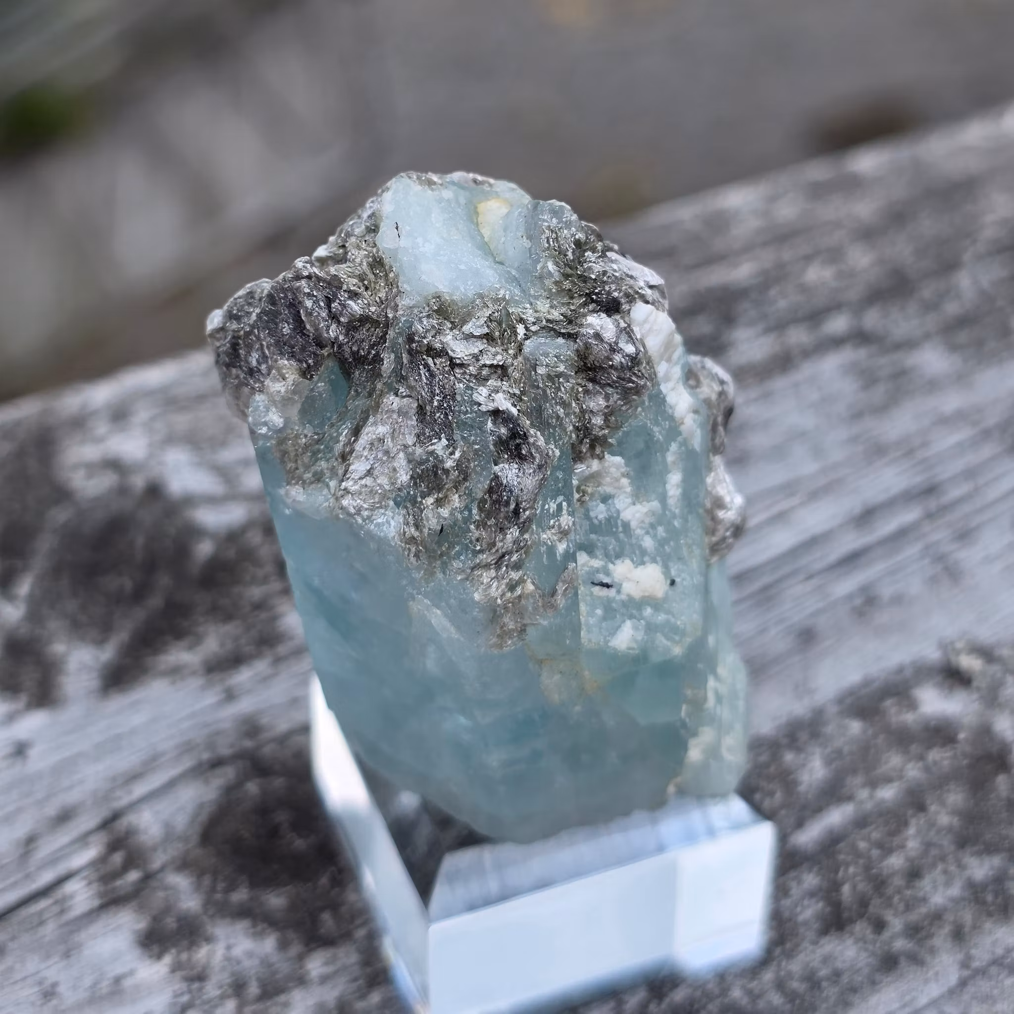Rå Akvamarin Med Mica & Albit, Skardu Pakistan 418 ct