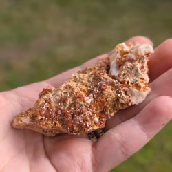 Vanadinit Kluster 60,3 gram