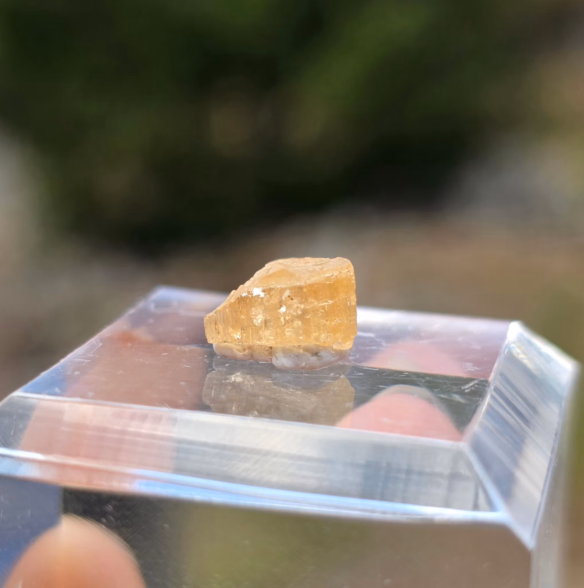 Rå Imperial Topas Ouro Preto, 2,25 ct