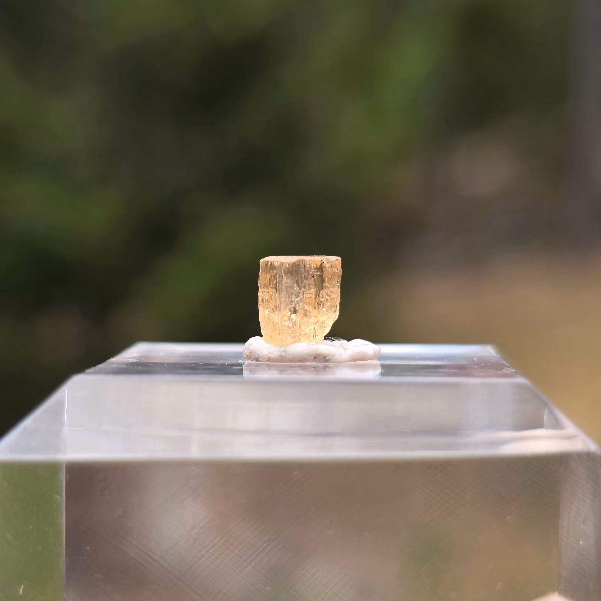Rå Imperial Topas Ouro Preto, 0,95 ct
