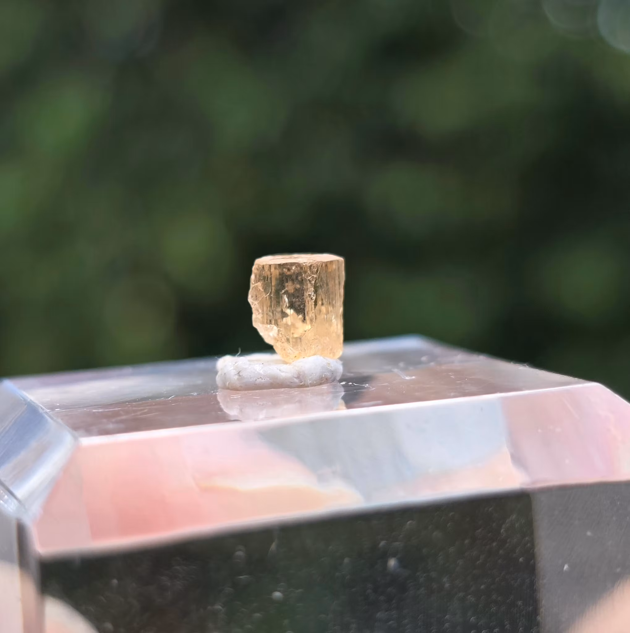 Rå Imperial Topas Ouro Preto, 0,95 ct