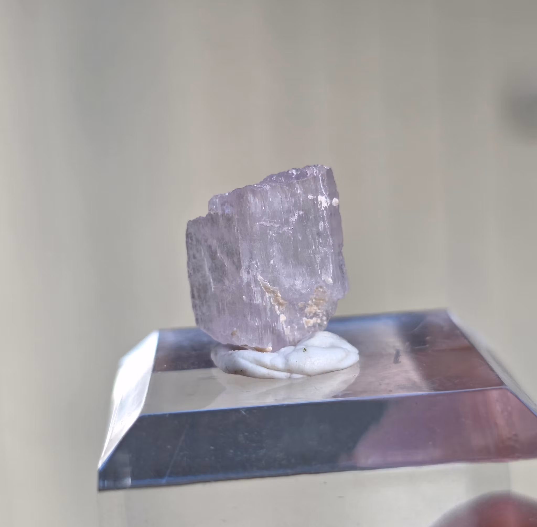 Rå Spodumen Kunzit Från Afghanistan 5,60 ct