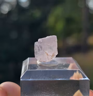 Rå Spodumen Kunzit Från Afghanistan 5,60 ct