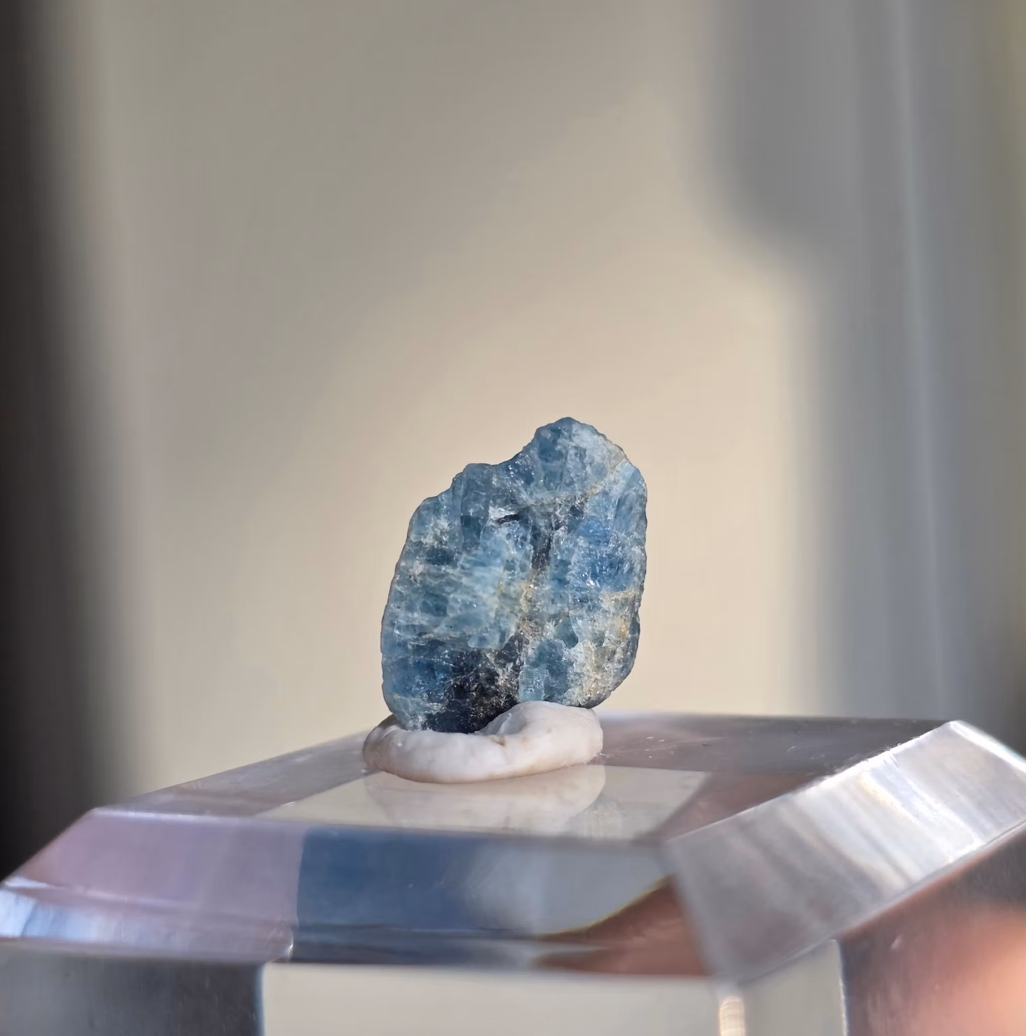 Rå Santa Maria Akvamarin, 4,25 ct, Santa Maria de Itabira, Brasilien.