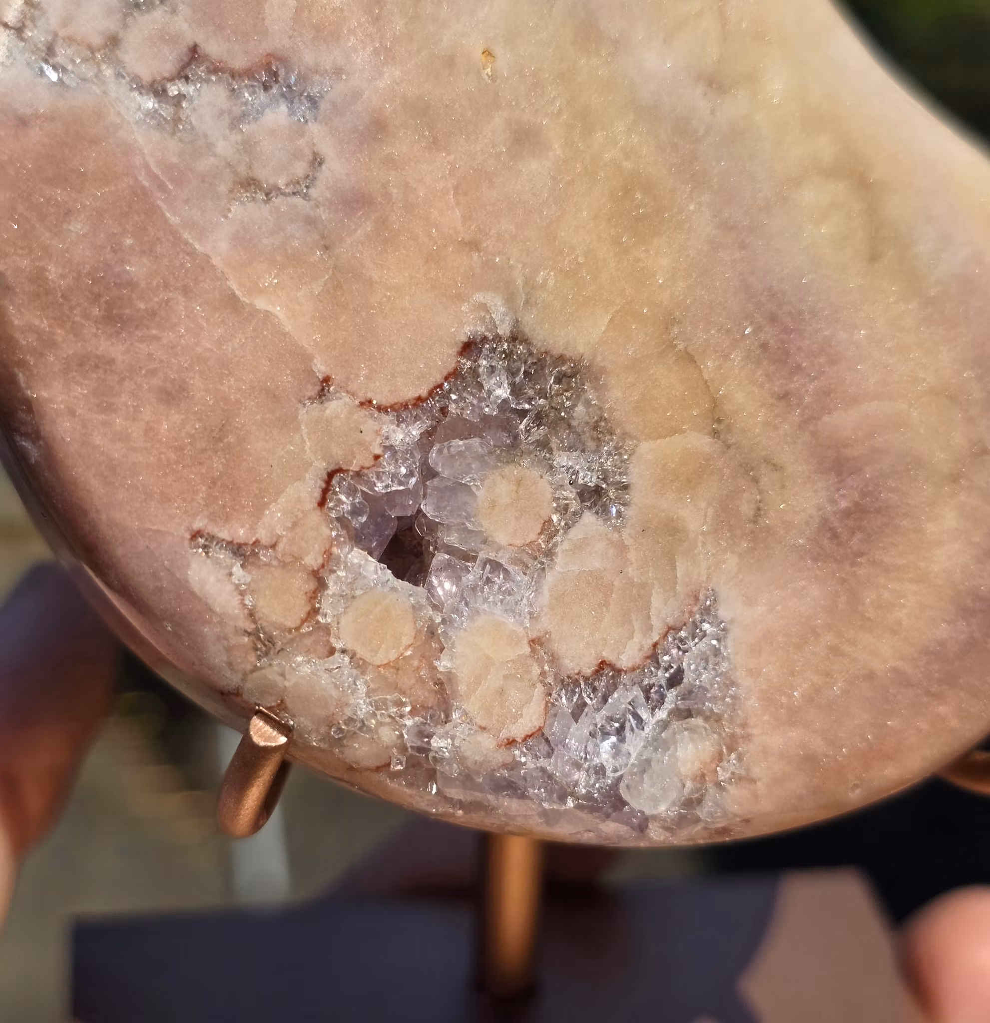 Rosa Ametist Måne Med Druzy