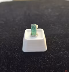 Tvåfärgad Indigolit-turmalin på Matris Bi-color, 1,70 ct