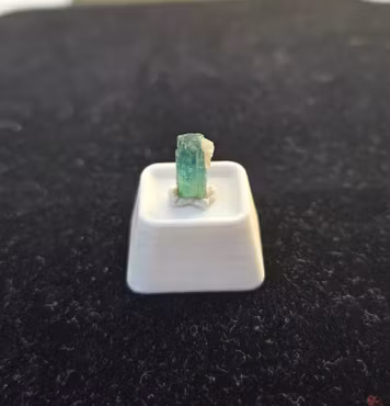 Tvåfärgad Indigolit-turmalin på Matris Bi-color, 1,70 ct