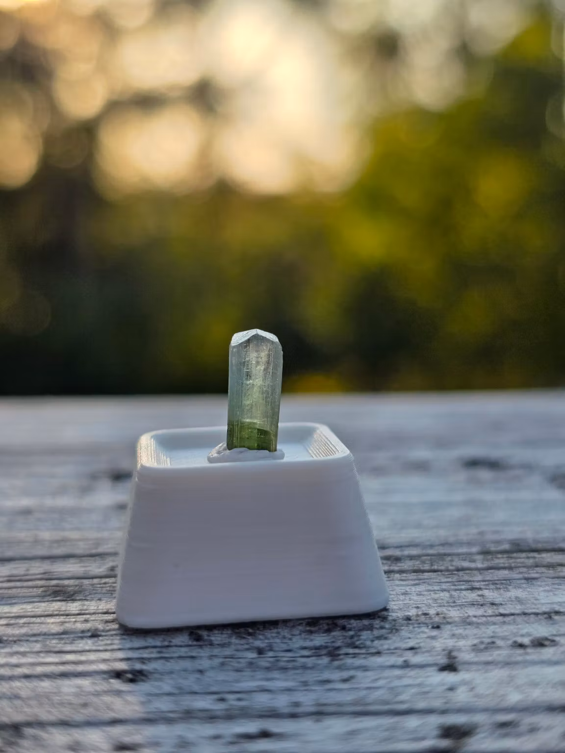 Tvåfärgad Turmalin Med Pyramidspets 1,35 ct