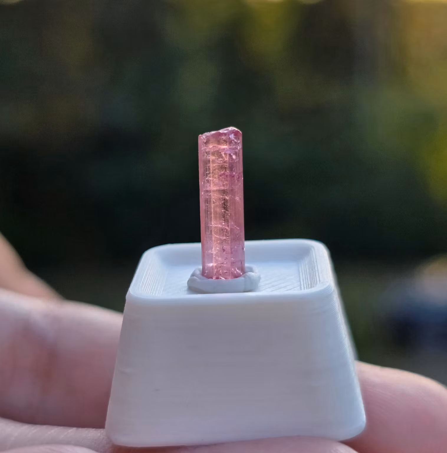 Glasklar Mörkt Rosa Rubellit Turmalin Från Kunar 1,30 ct