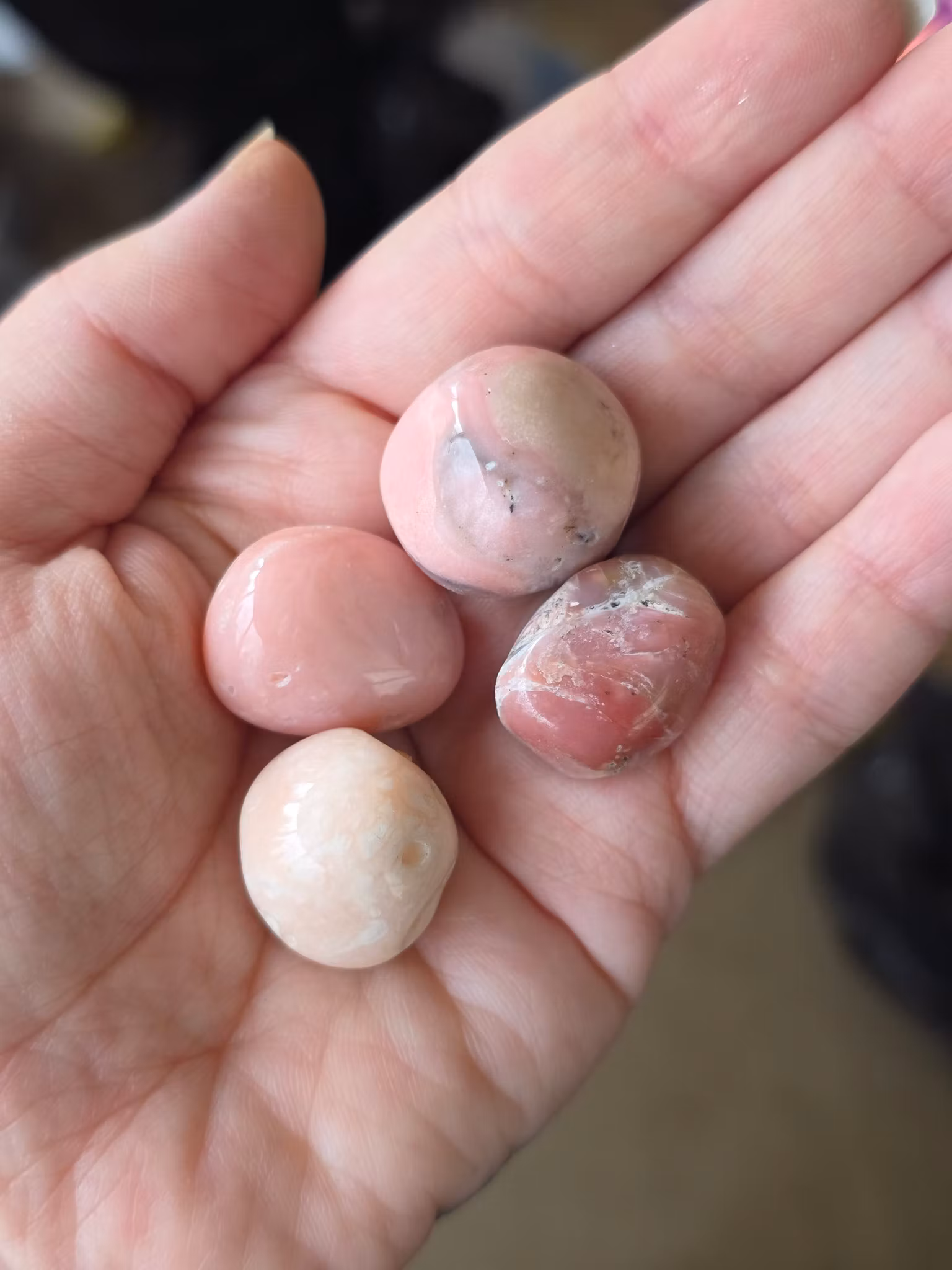 Trumlad Rosa Opal 2 cm