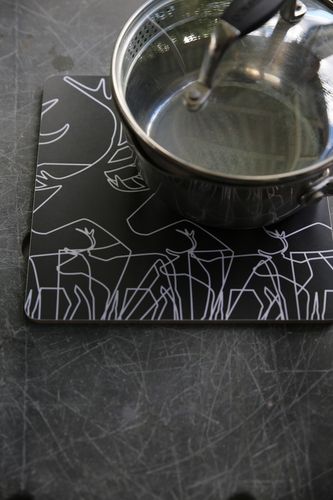 63118 GRYTUNDERLÄGG / POT COASTER REINDEER