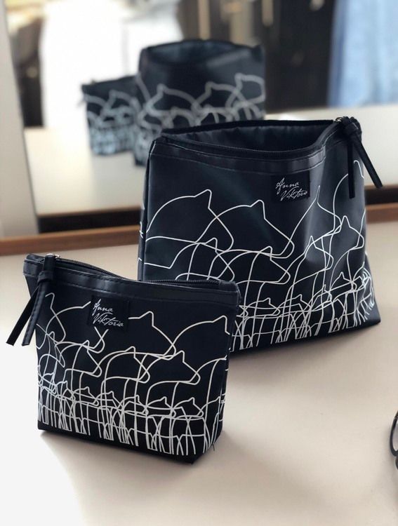 63104 SMINKVÄSKA DALAHÄST /TOILETBAG SMALL DALALINE