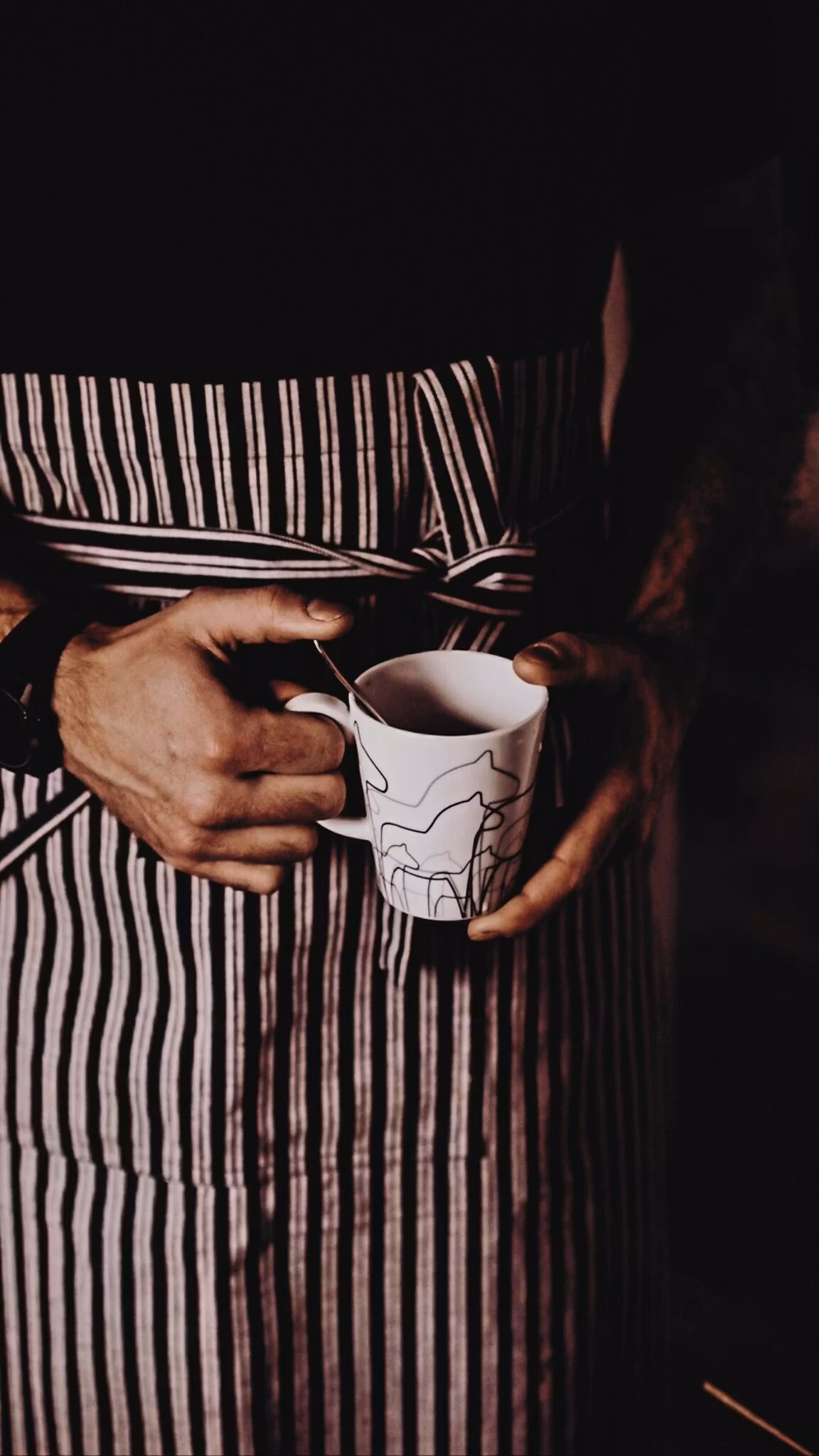 62725 DALAHÄST MUGG MED HANDTAG/ MUG WITH HANDLE